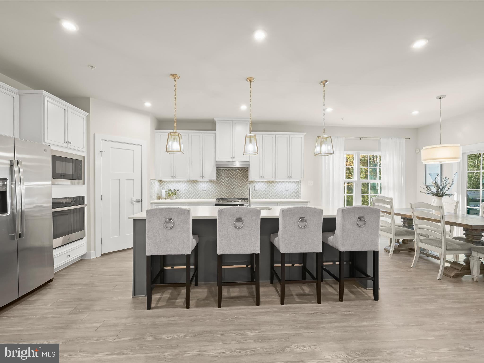 8206 DERRYMORE COURT