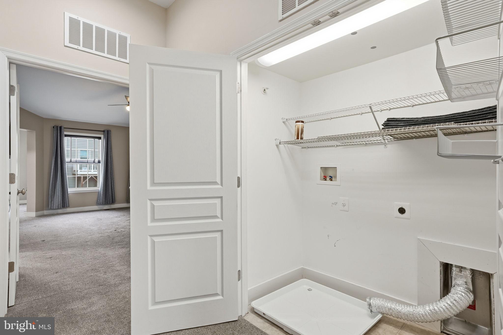 208 ADMIRALS COURT
