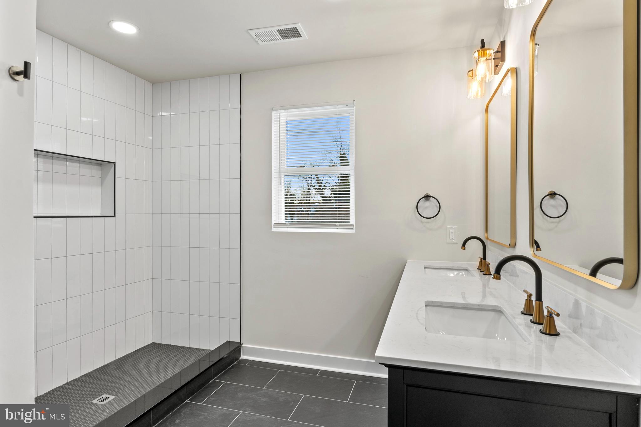 148 JEFFERSON STREET