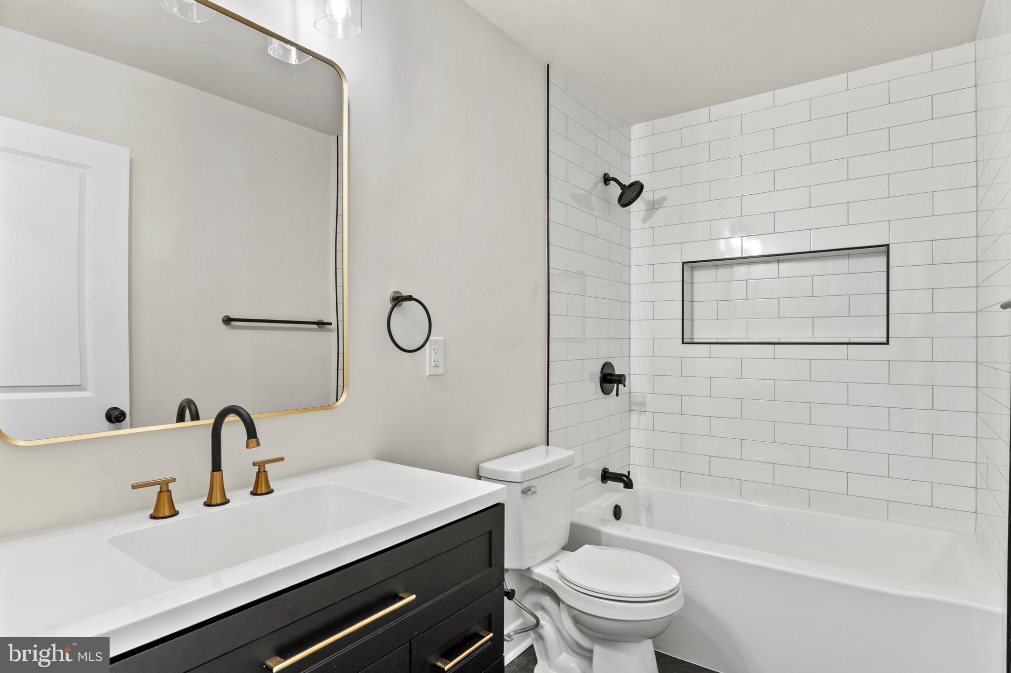 148 JEFFERSON STREET