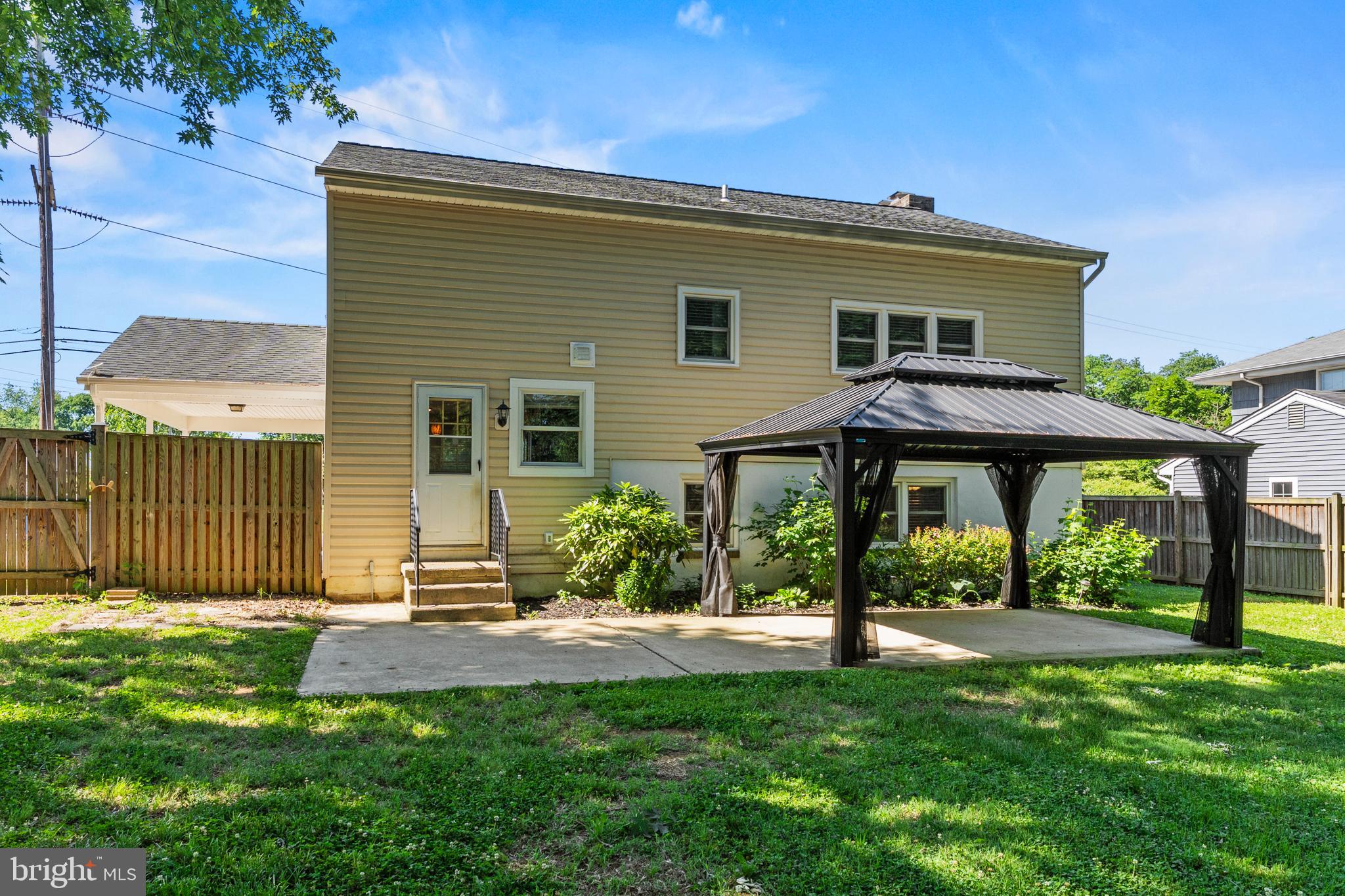 1602 CEDAR PARK ROAD