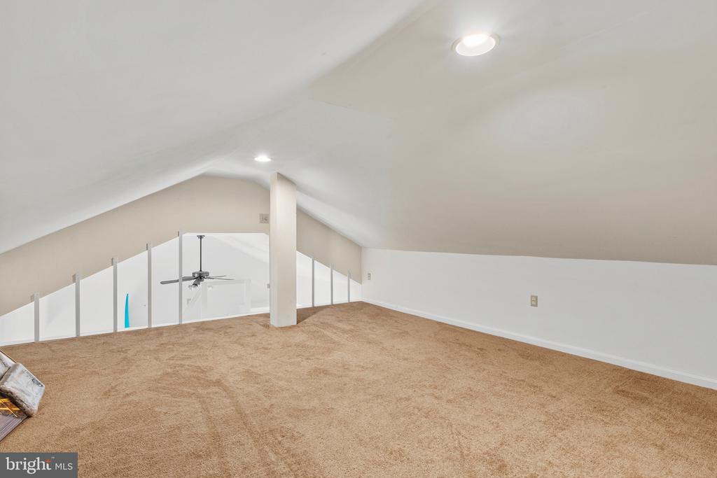866 CHESTNUT TREE DRIVE