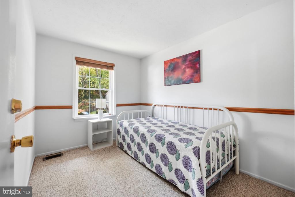 463 MAN-O-WAR COURT