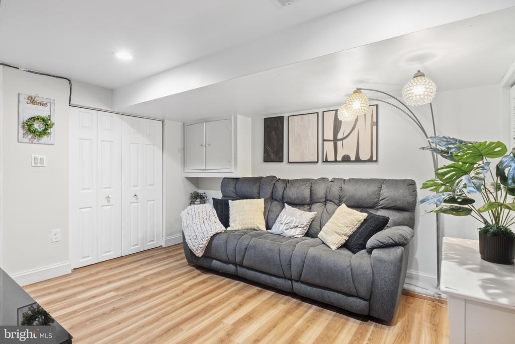 1607 CEDAR PARK ROAD