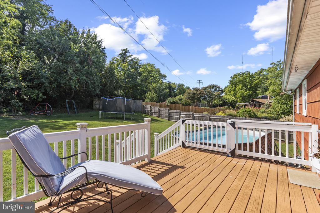 1607 CEDAR PARK ROAD