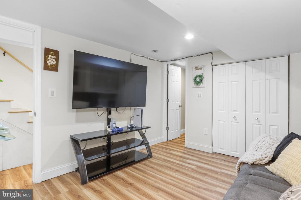 1607 CEDAR PARK ROAD