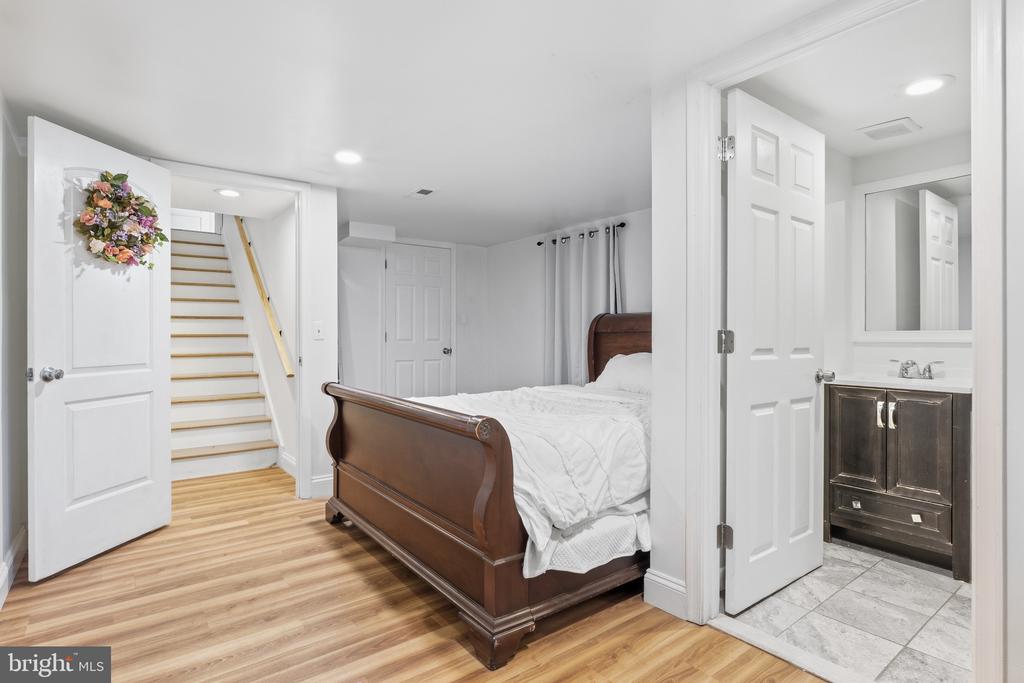1607 CEDAR PARK ROAD