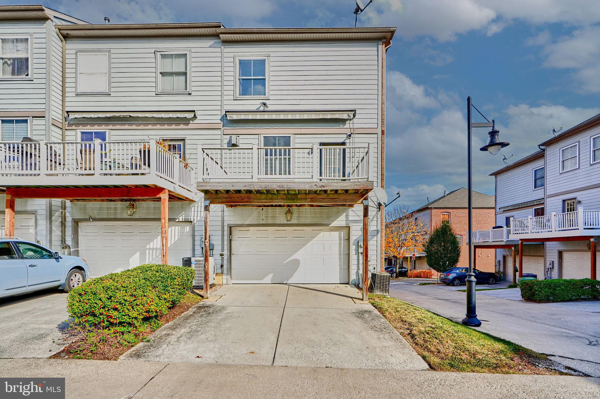 3515 Balmar Mews Rd