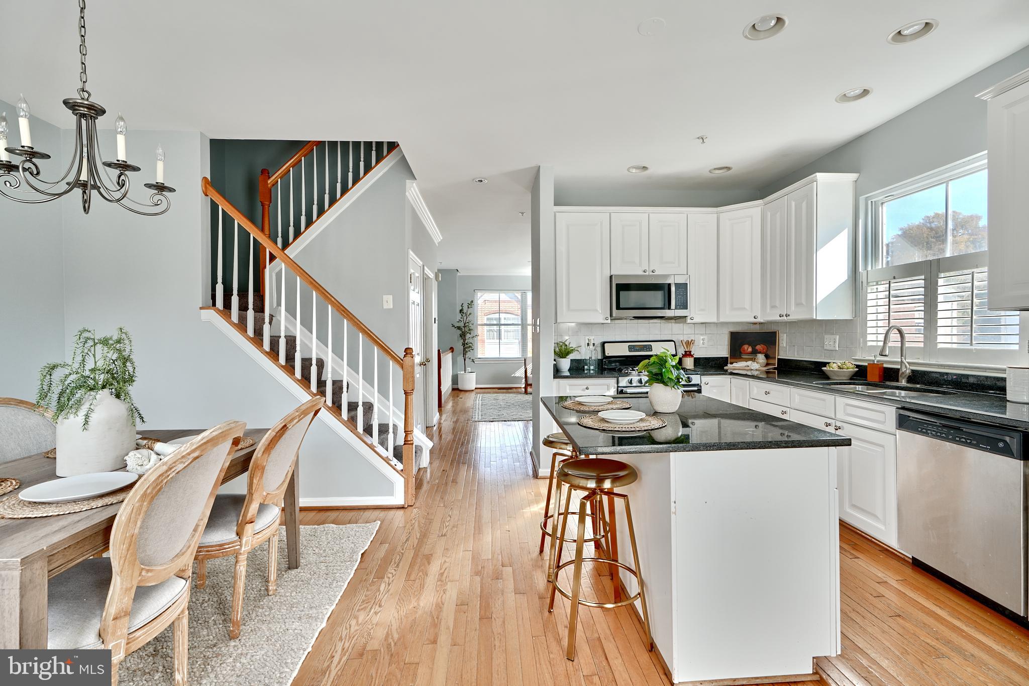 3515 Balmar Mews Rd