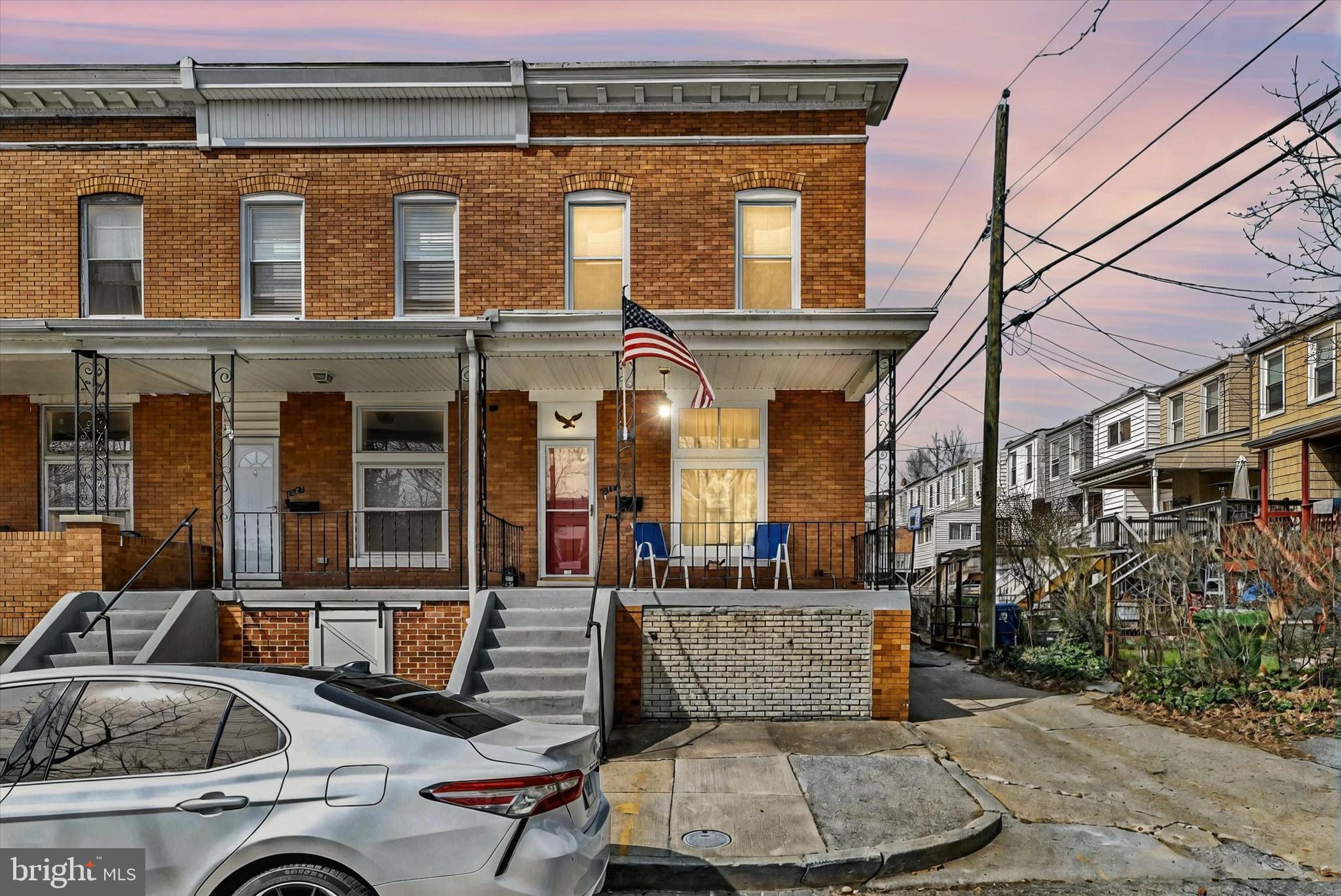 1200 Weldon Ave