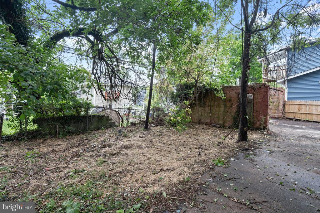 2407 CHELSEA TERRACE