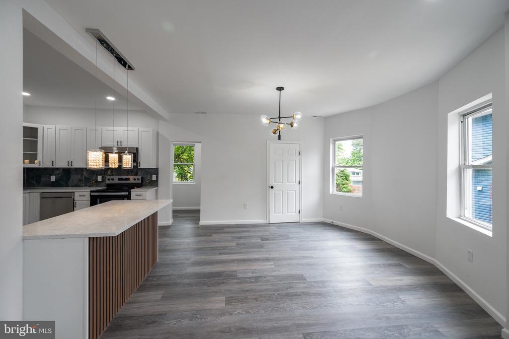 2407 CHELSEA TERRACE