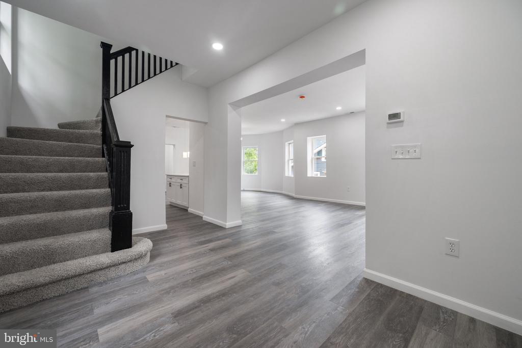 2407 CHELSEA TERRACE