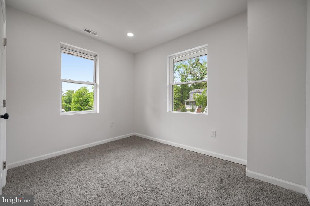 2407 CHELSEA TERRACE