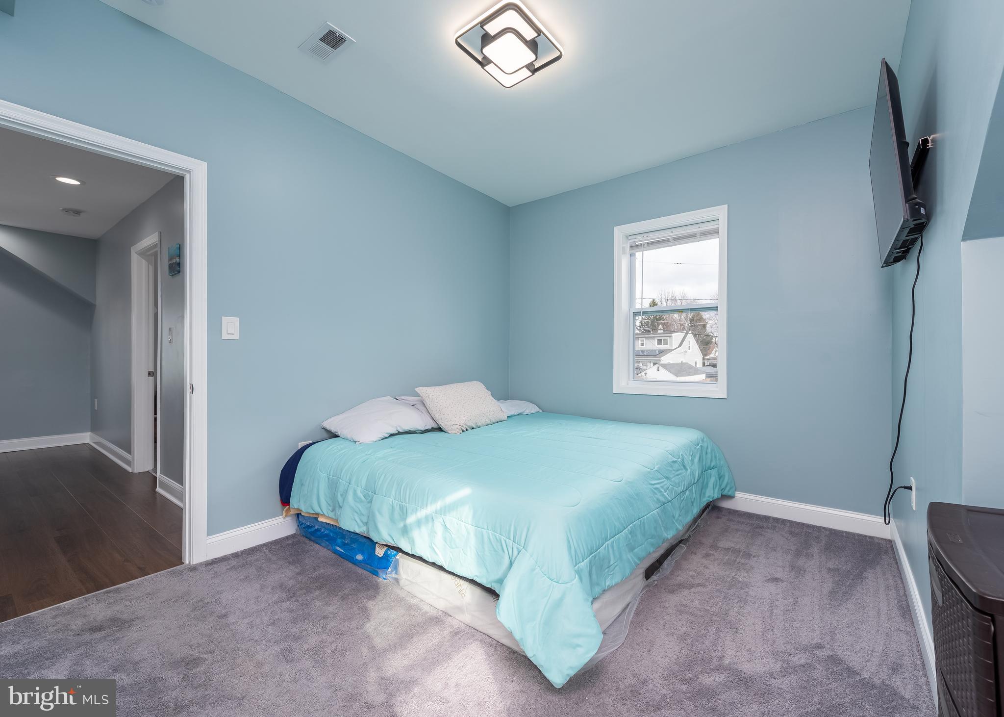 9 Crafton Rd