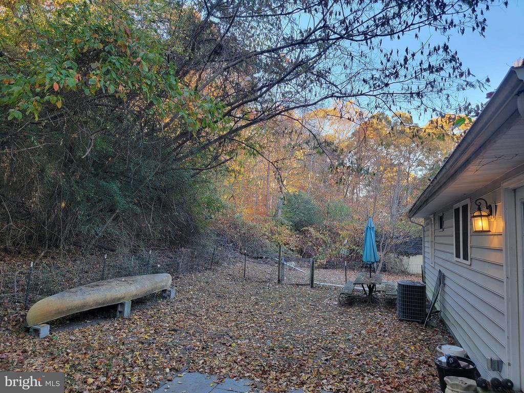 1925 Parkers Creek Rd