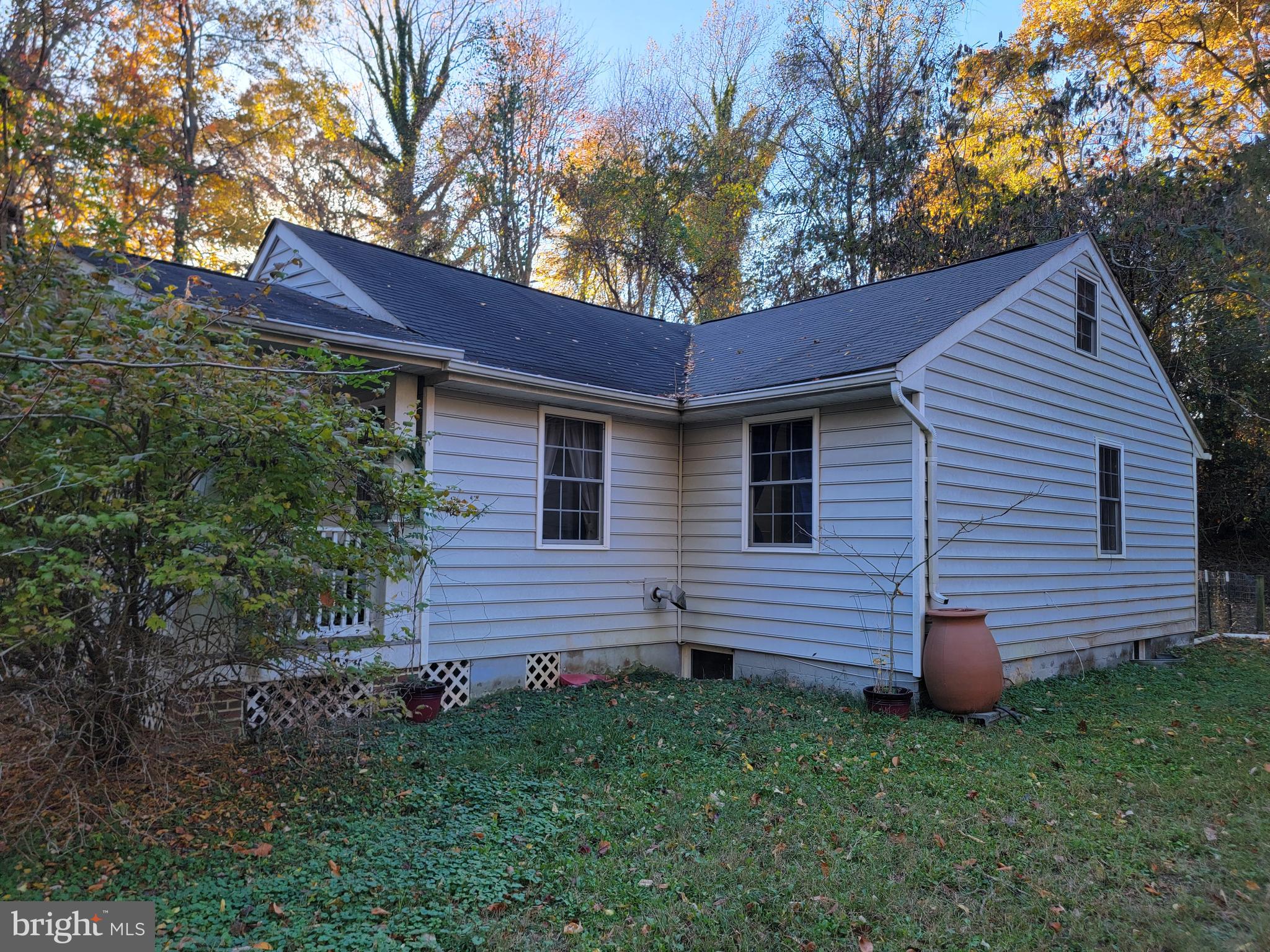 1925 Parkers Creek Rd