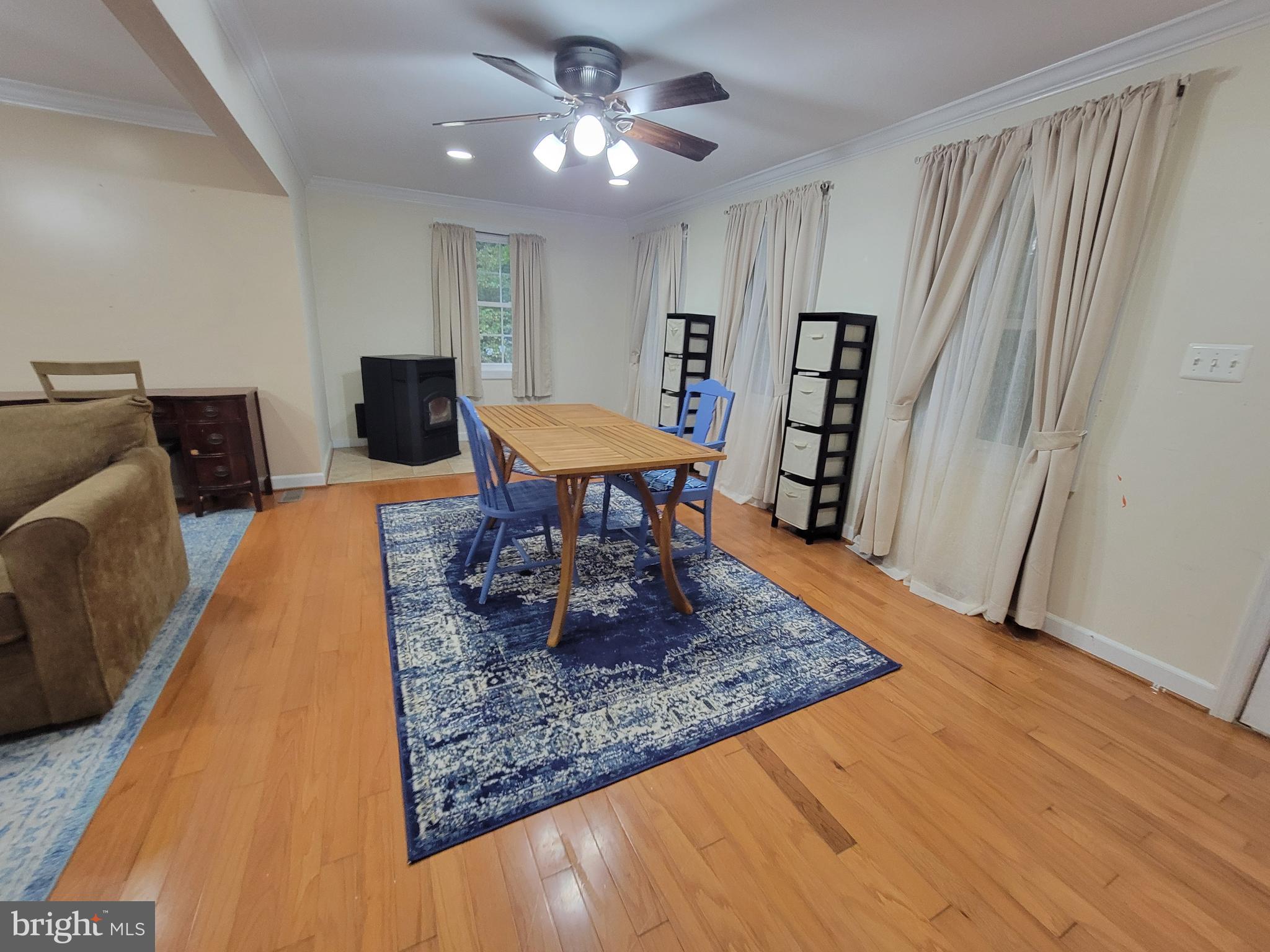 1925 Parkers Creek Rd