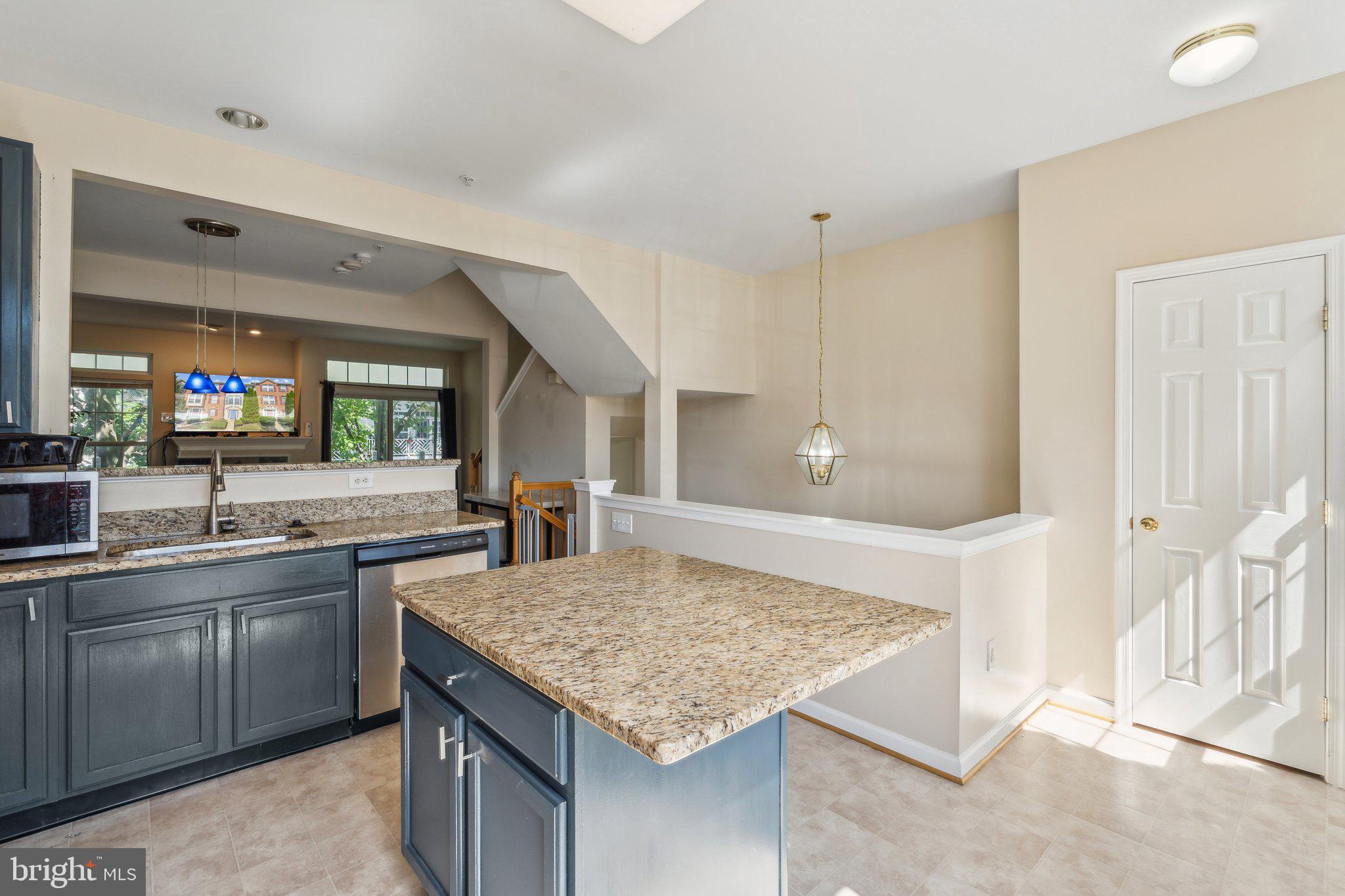 515 Eisenhower Dr