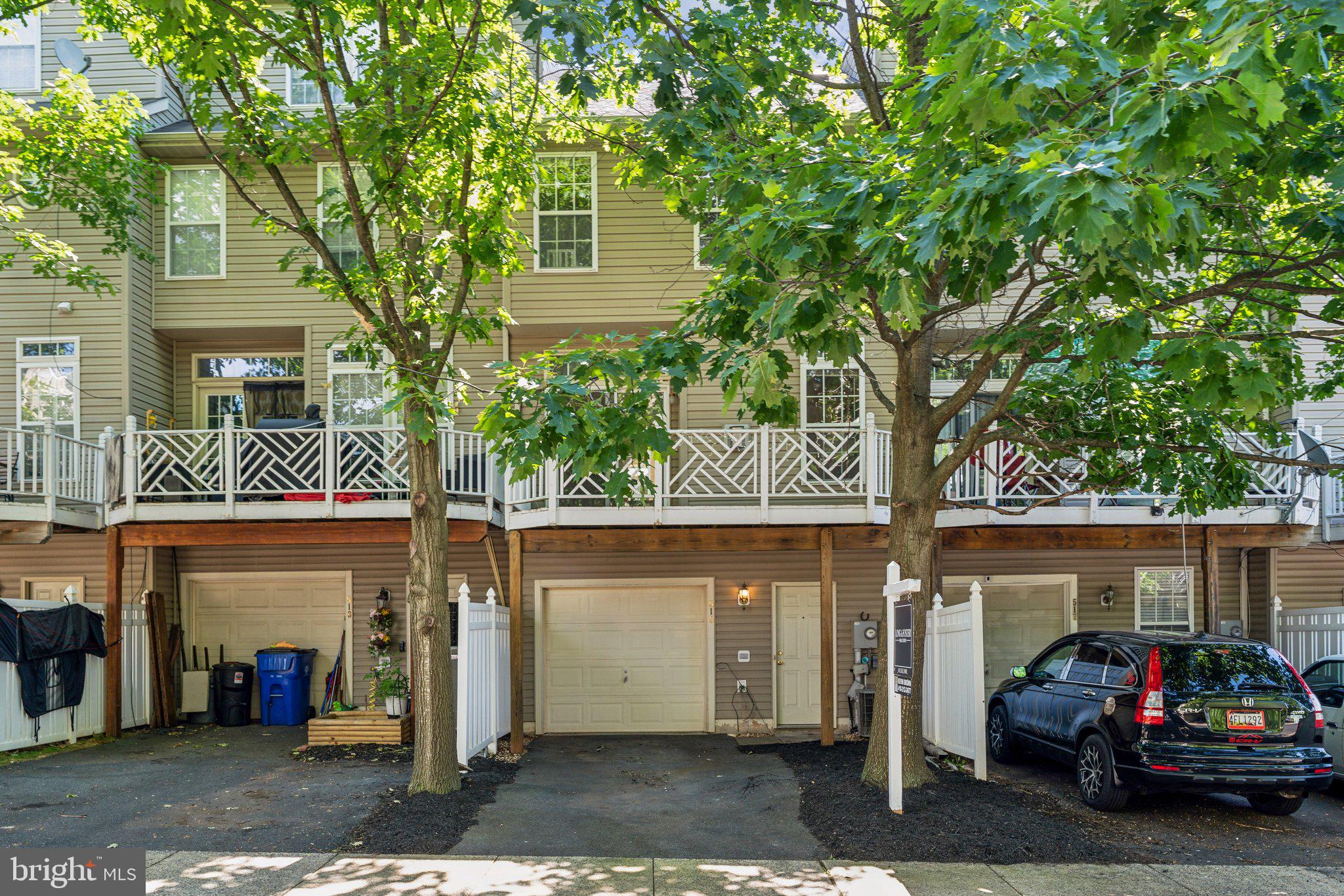 515 Eisenhower Dr