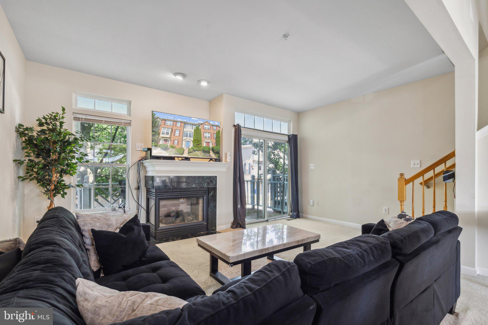 515 Eisenhower Dr
