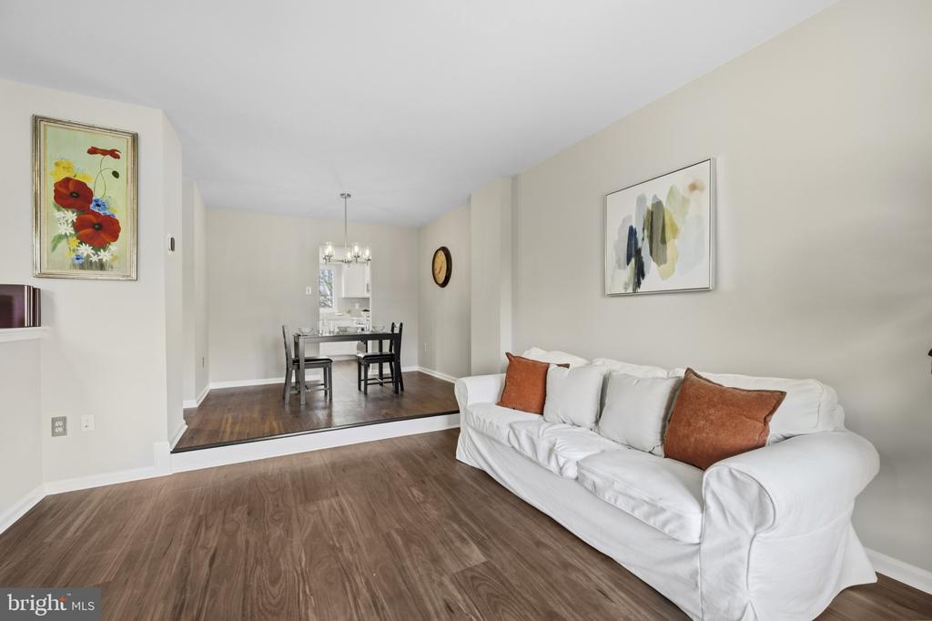 3412 QUEENSBOROUGH DRIVE
