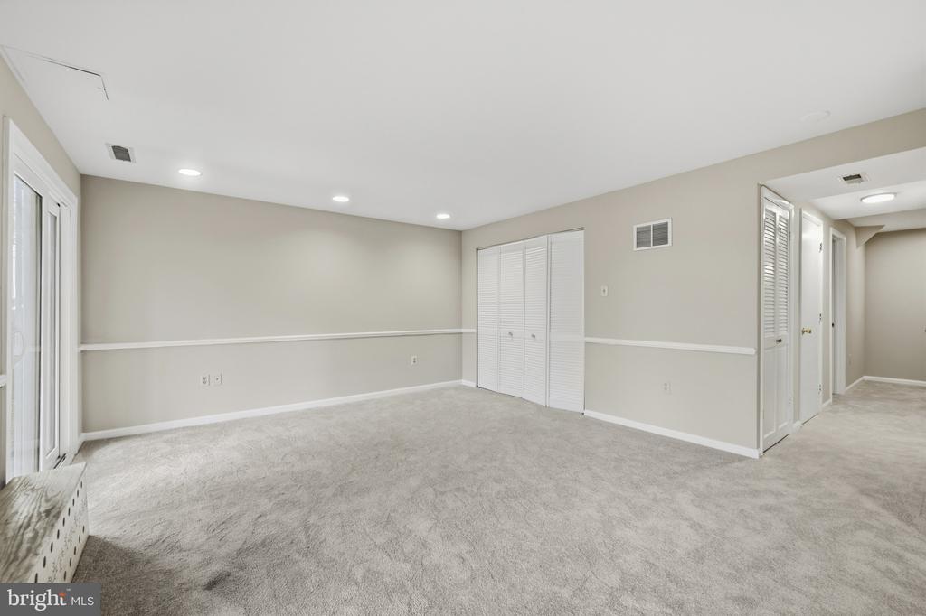 3412 QUEENSBOROUGH DRIVE