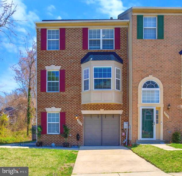 3953 Elite St