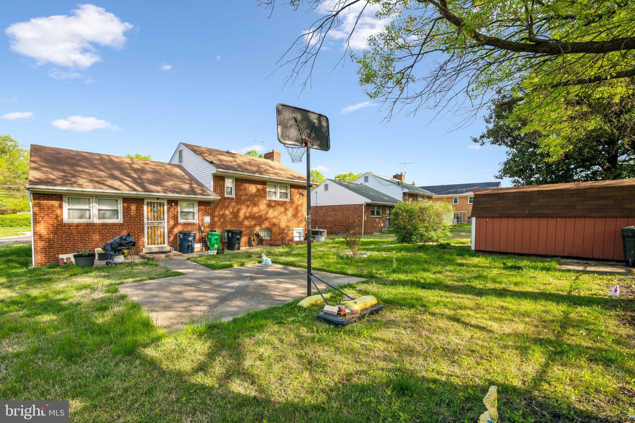 5907 Sargent Rd
