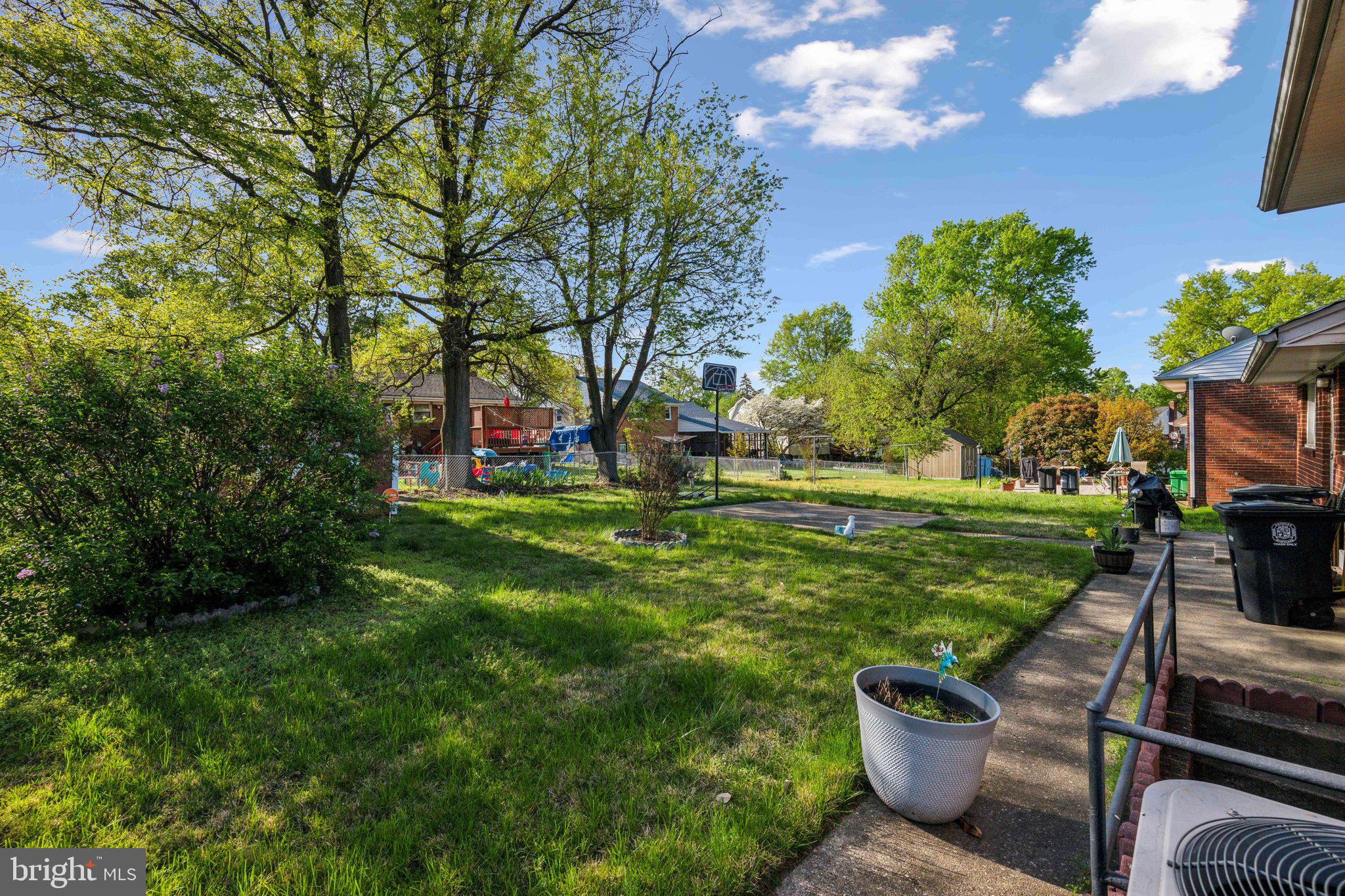 5907 Sargent Rd