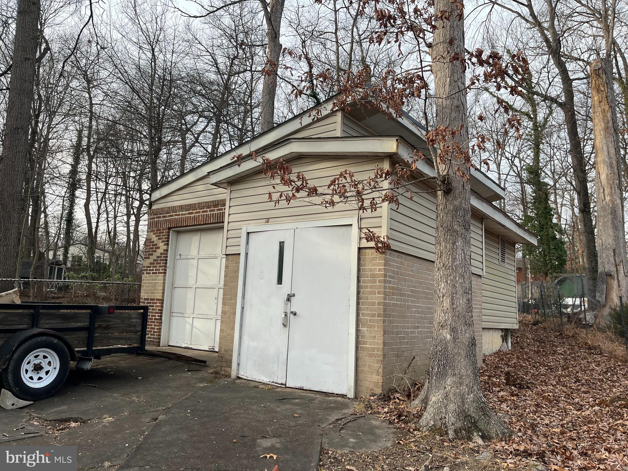 7018 REDMILES ROAD