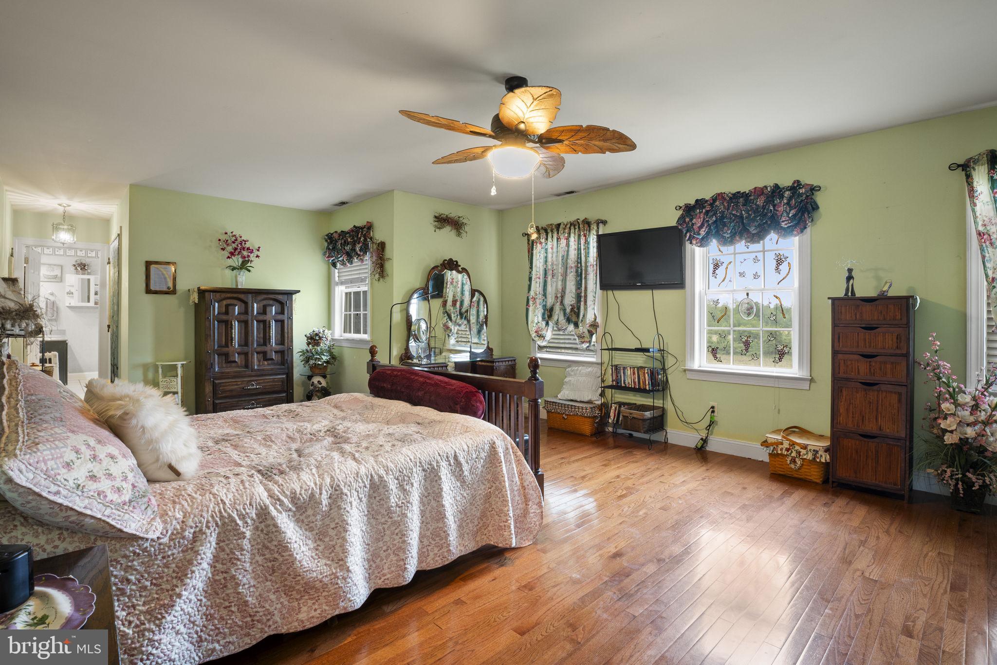 329 Upper Mill Ct