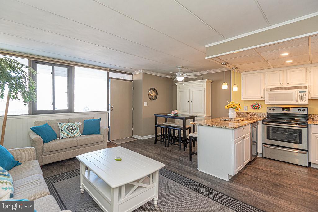 7 124TH STREET 202