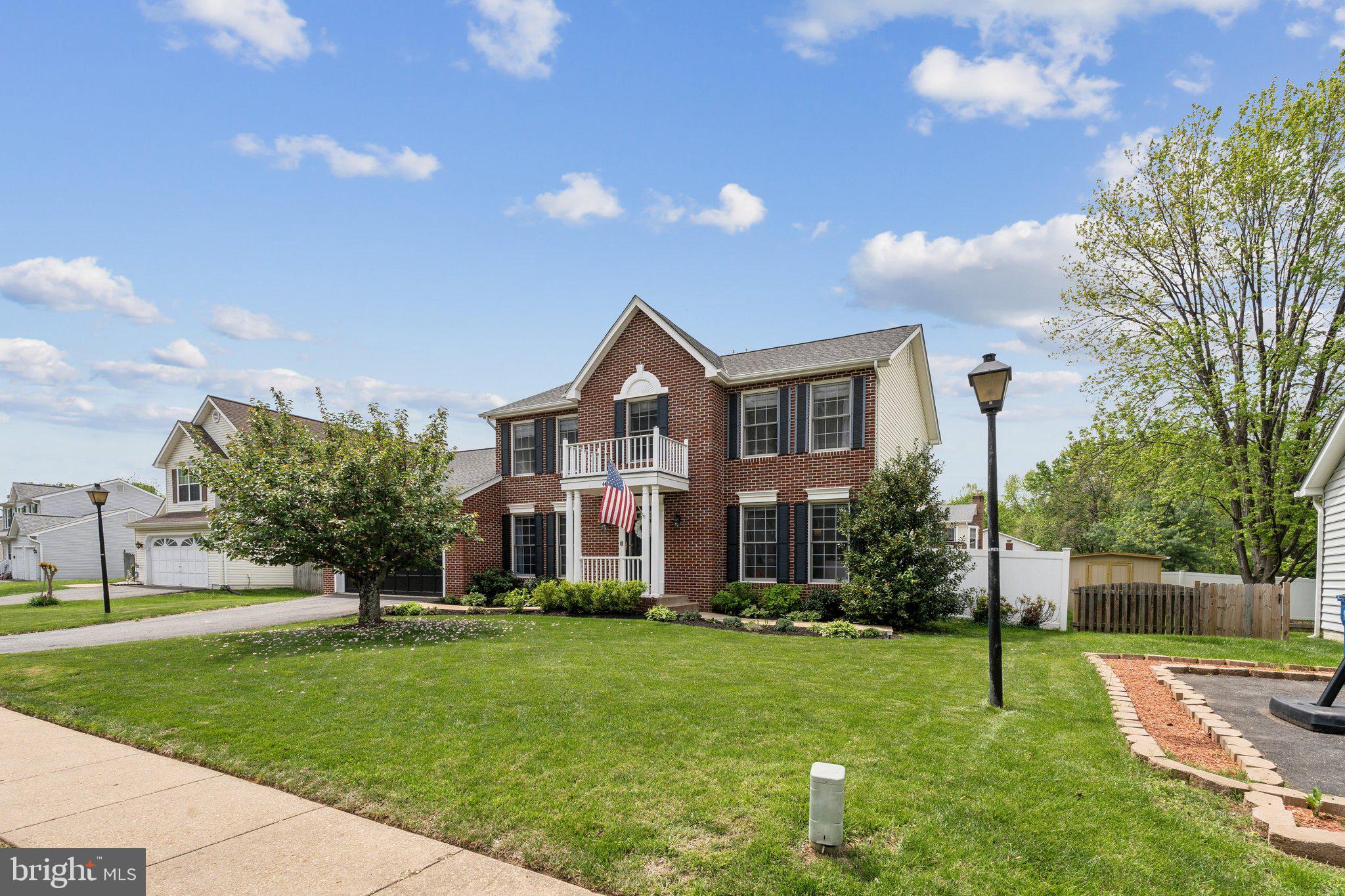 44 Dorothy Ln