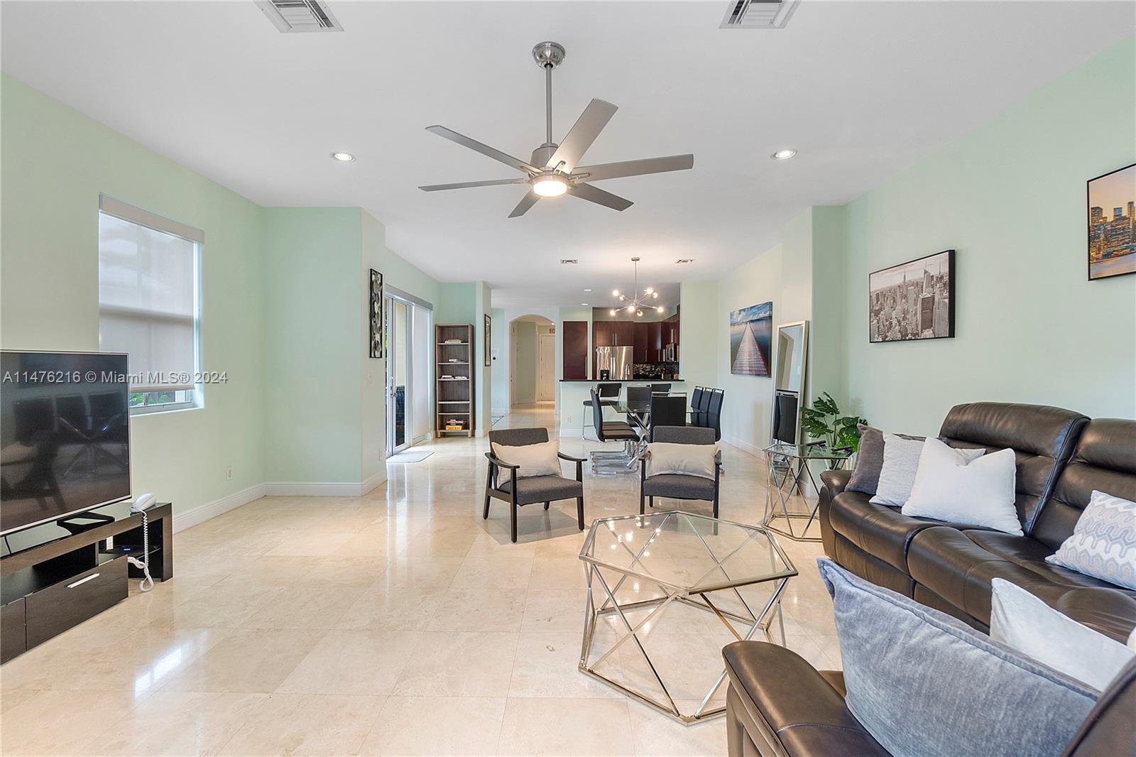 1108 NE 16th Ave # 1108