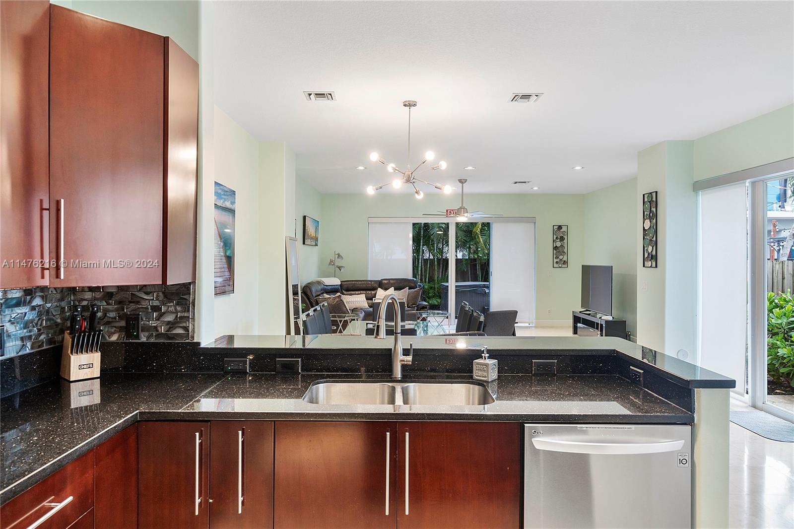 1108 NE 16th Ave # 1108