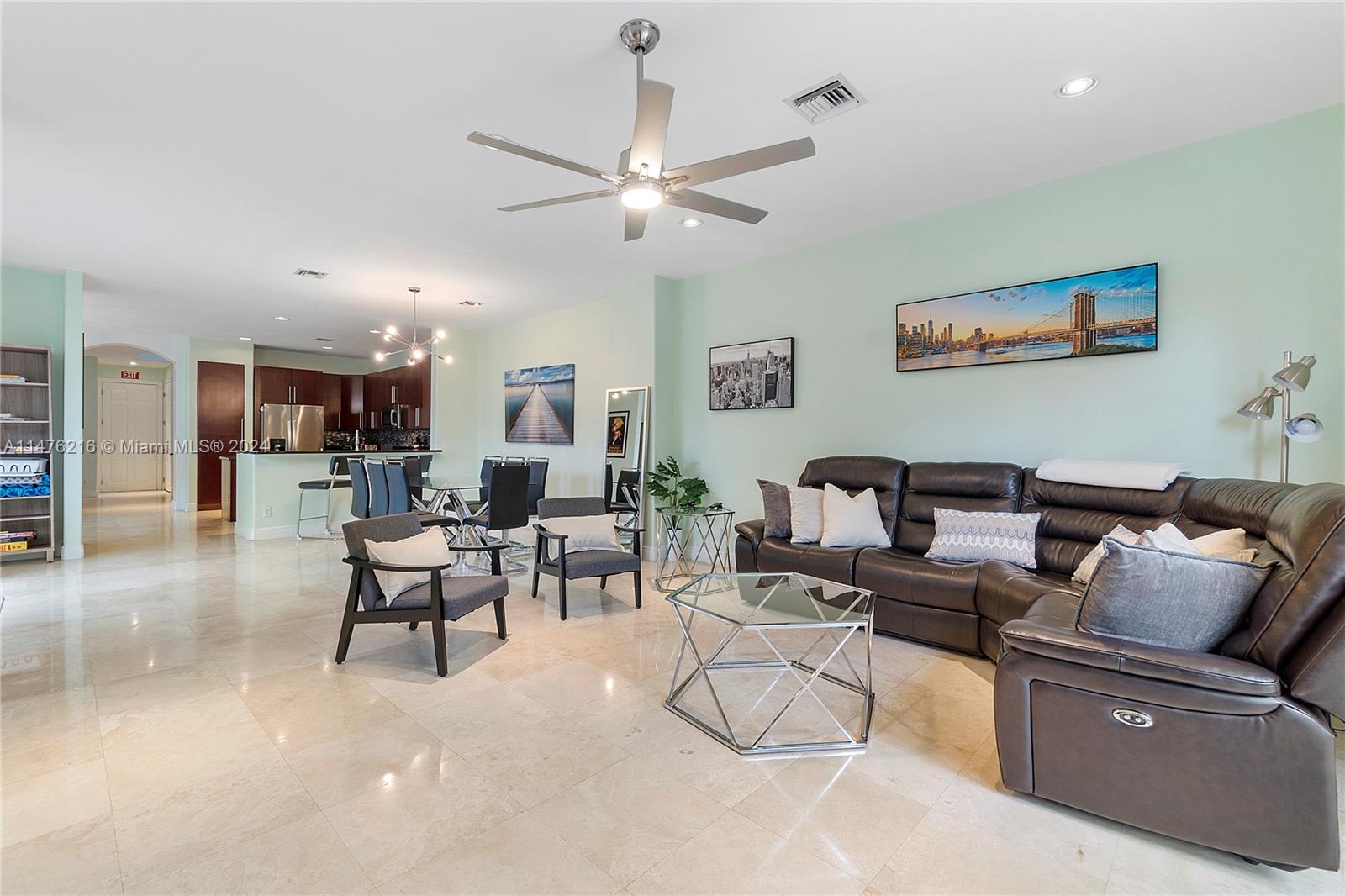 1108 NE 16th Ave # 1108