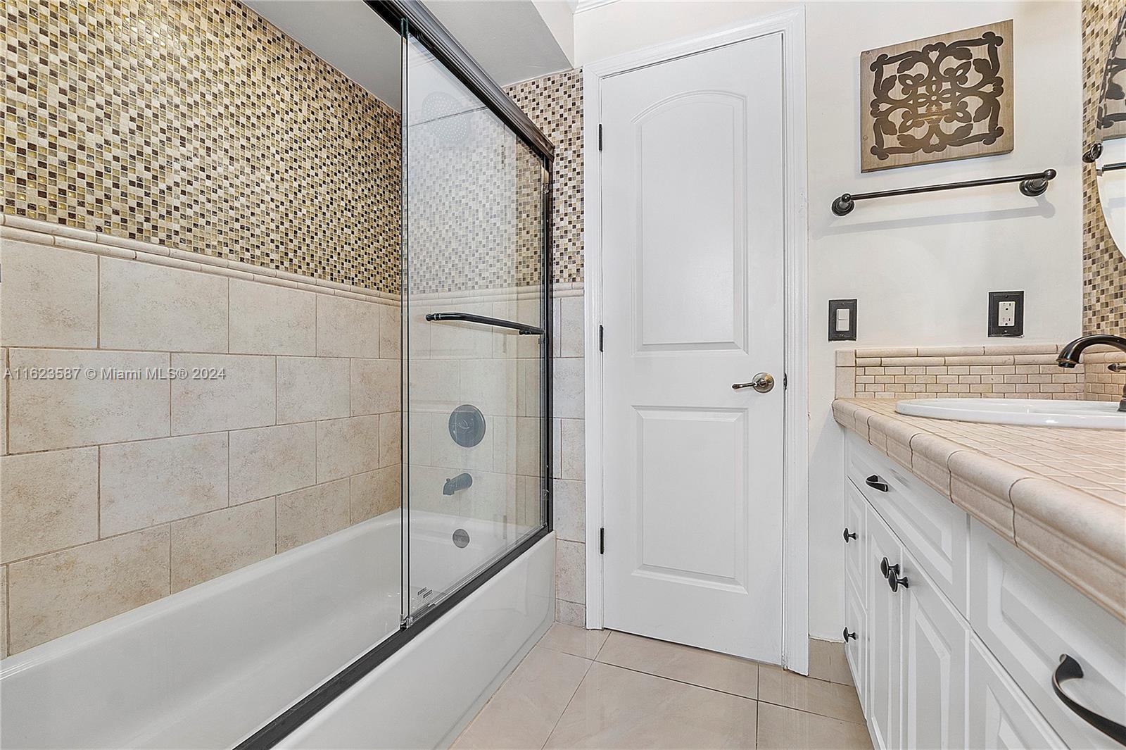 2382 NW 31st St # 2382