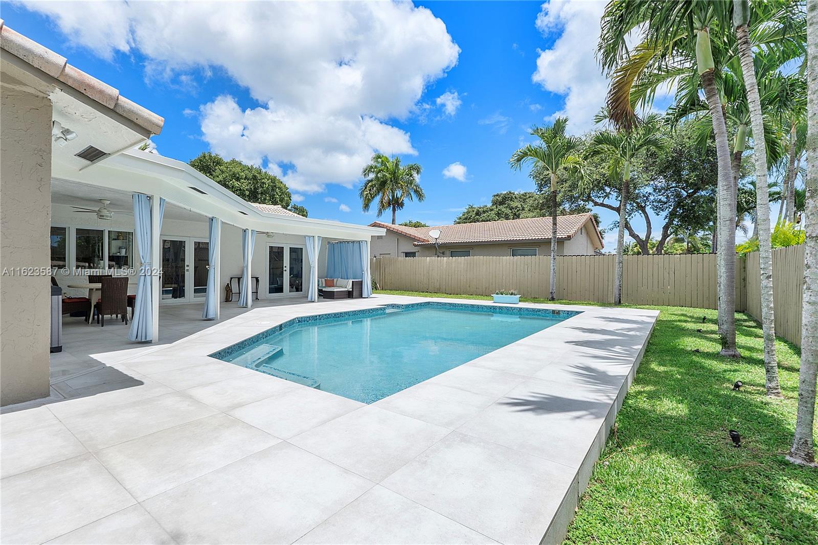 2382 NW 31st St # 2382