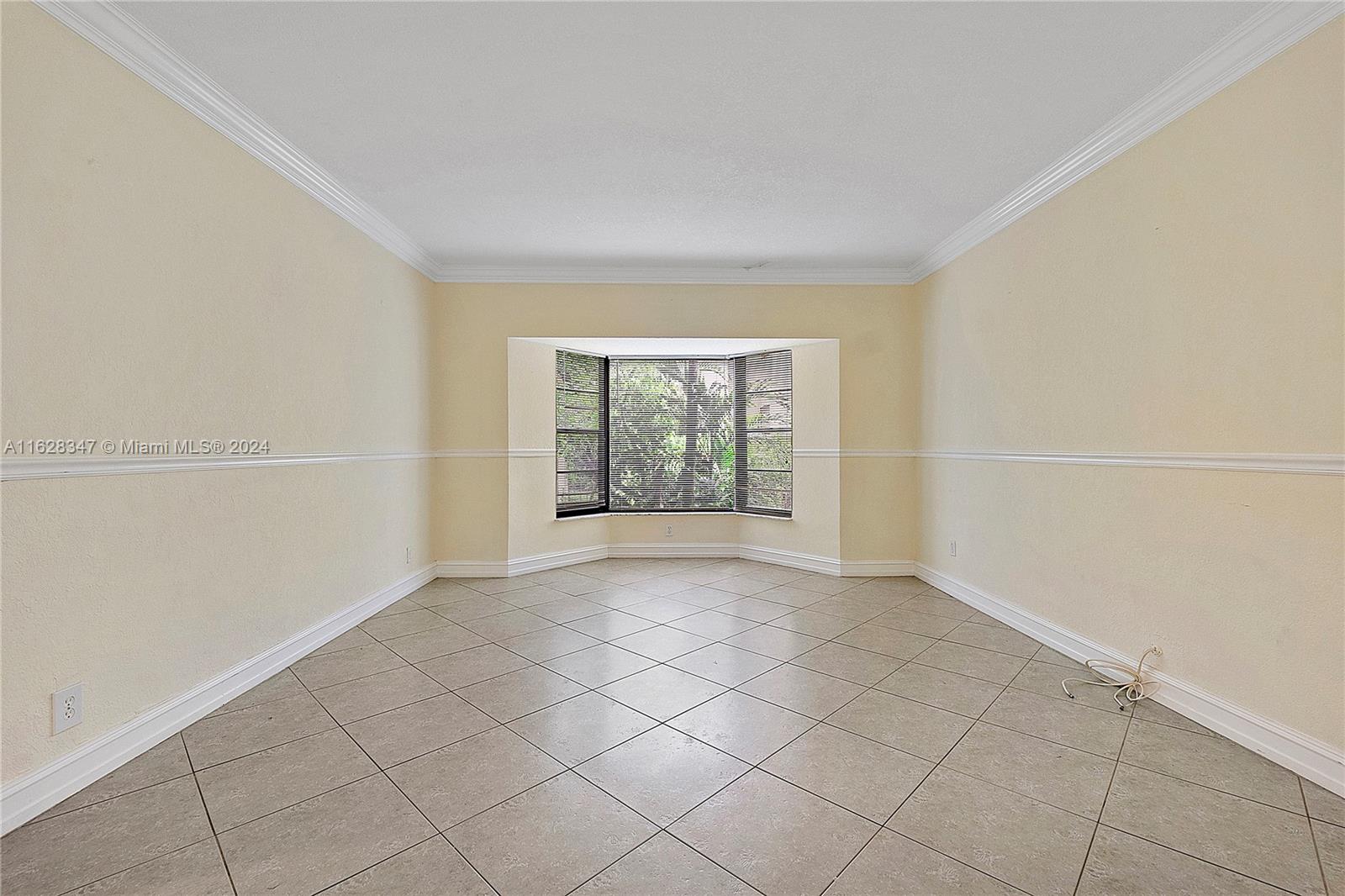 2738 S University Dr # 15B