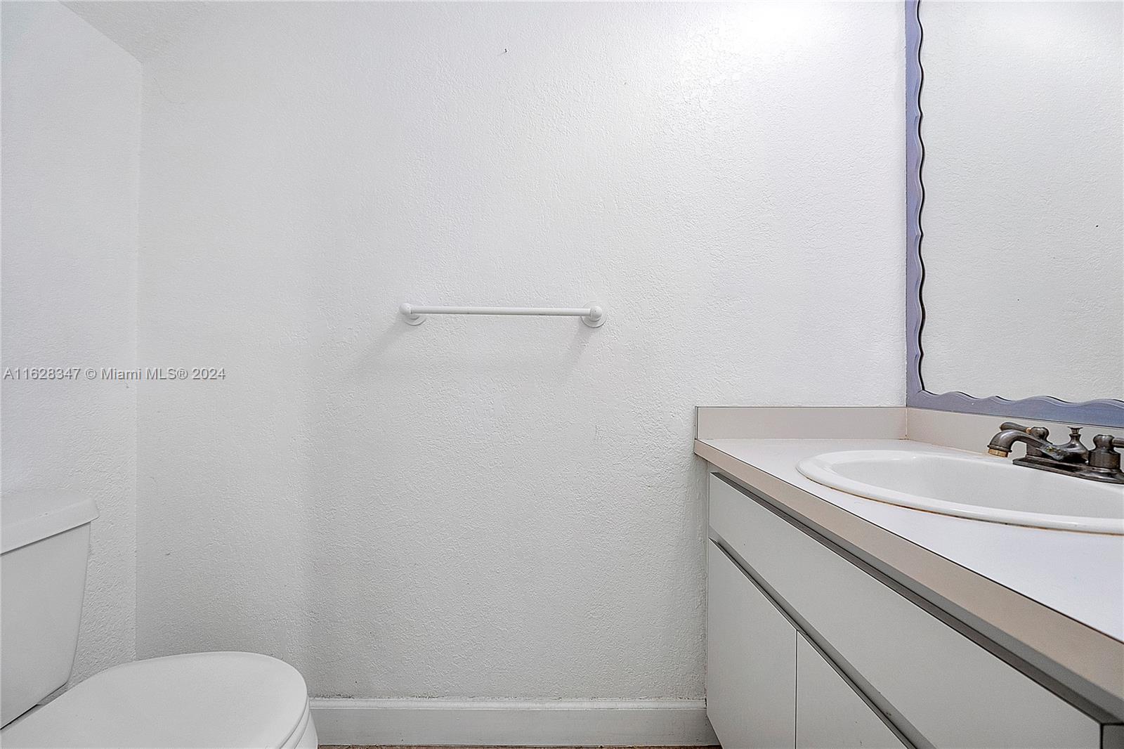 2738 S University Dr # 15B