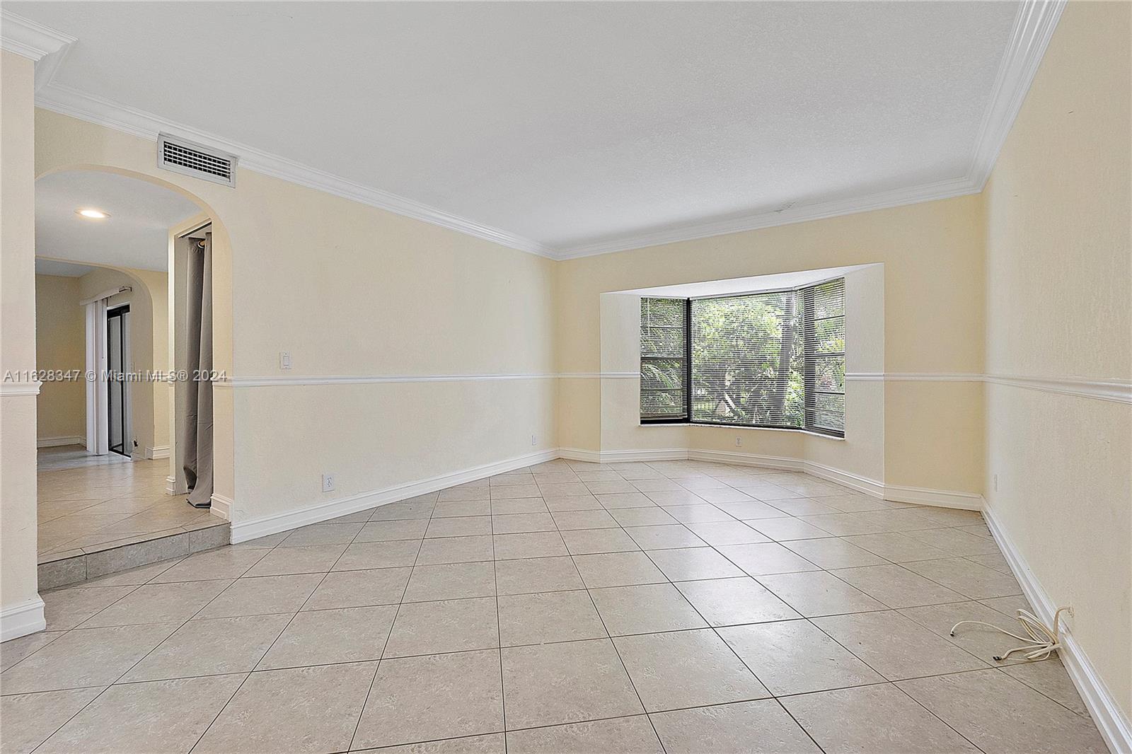 2738 S University Dr # 15B