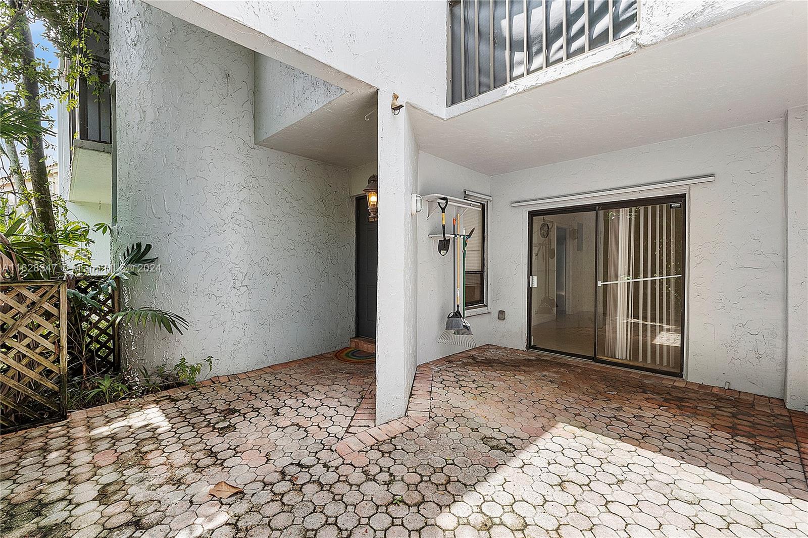 2738 S University Dr # 15B