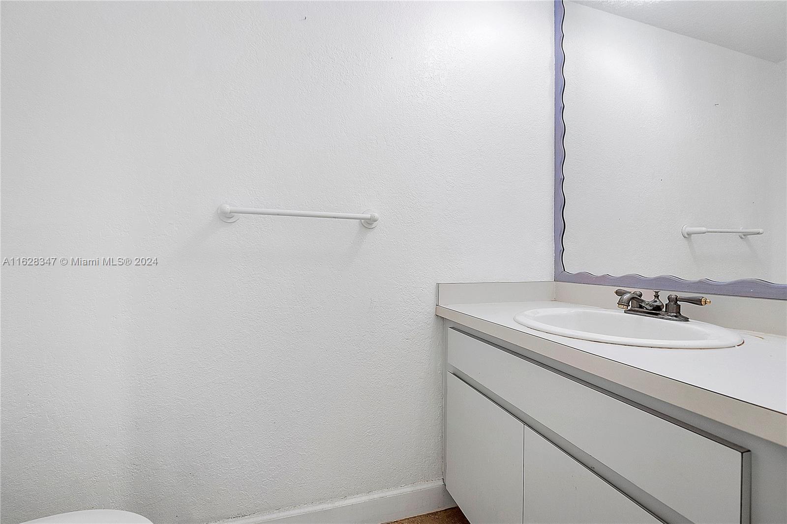 2738 S University Dr # 15B