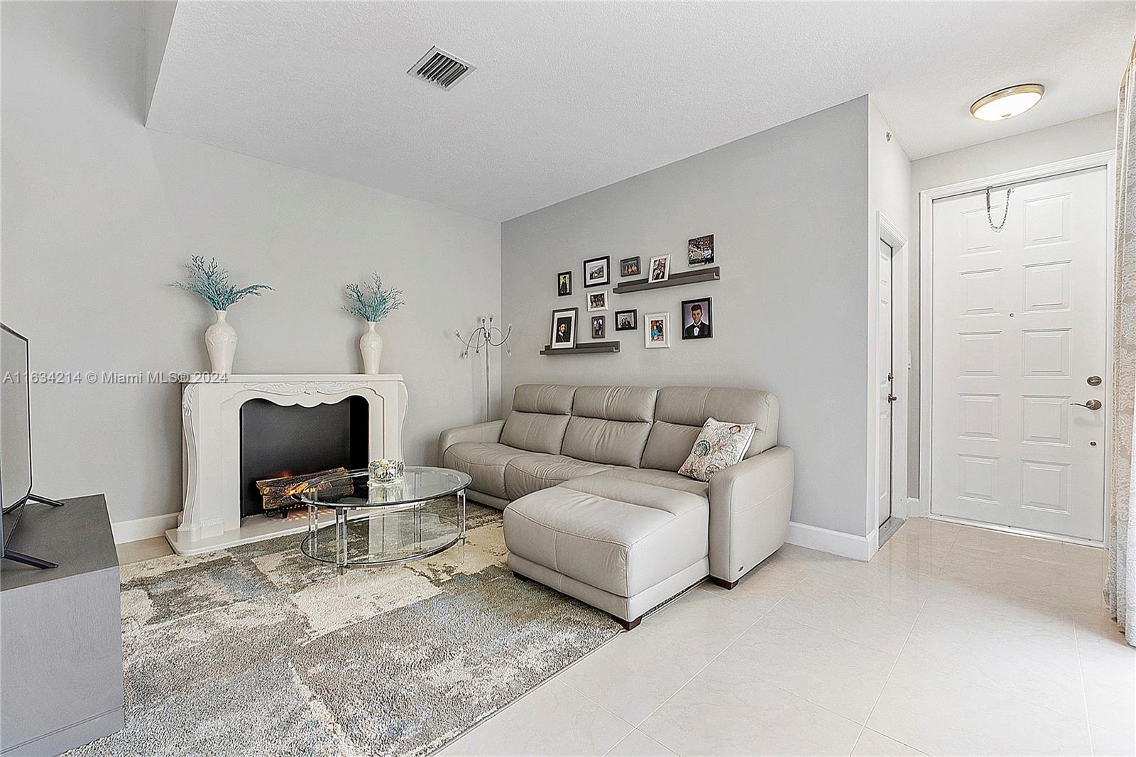 1135 Cherrypalm Ln # 1135