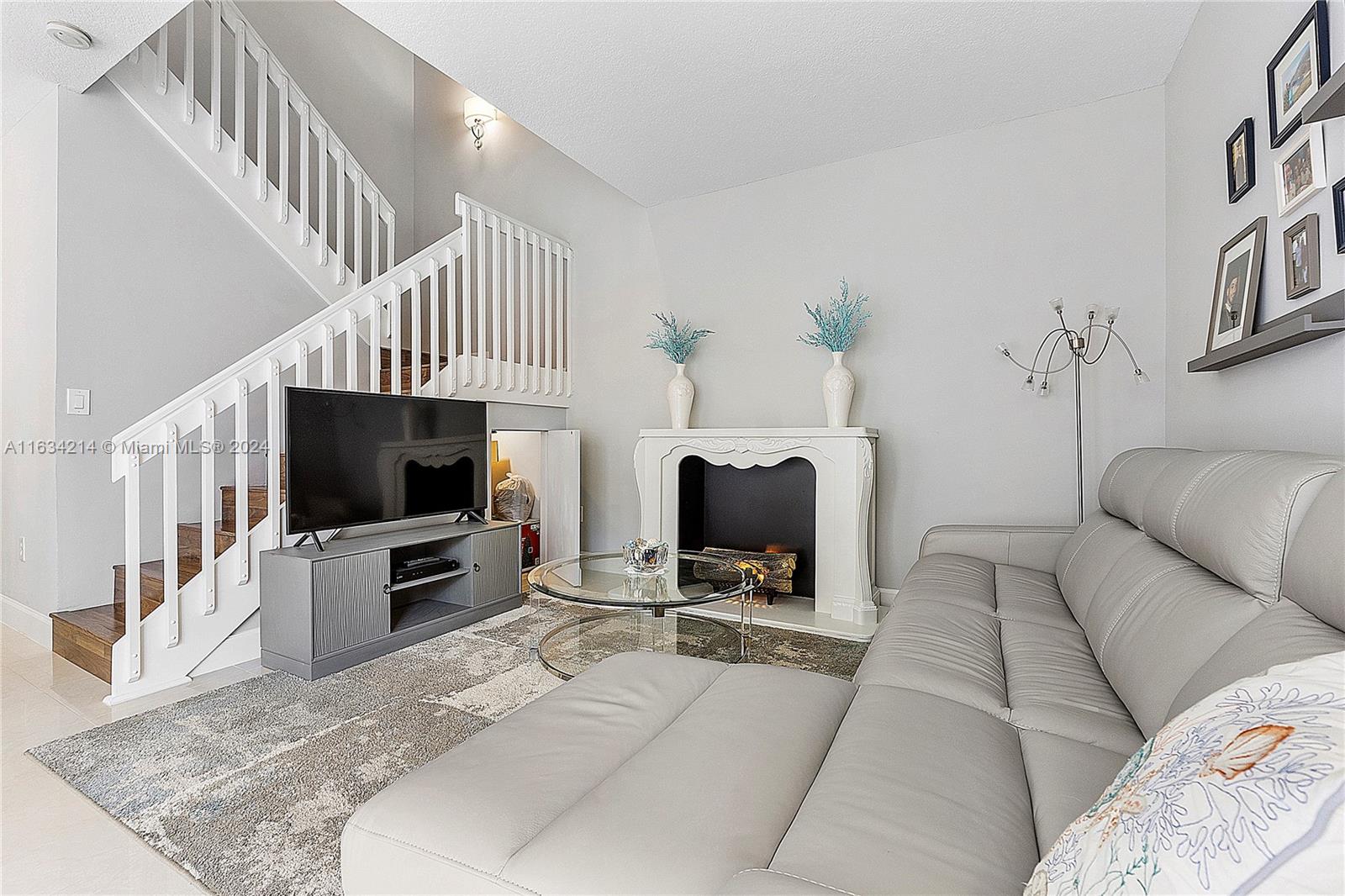 1135 Cherrypalm Ln # 1135