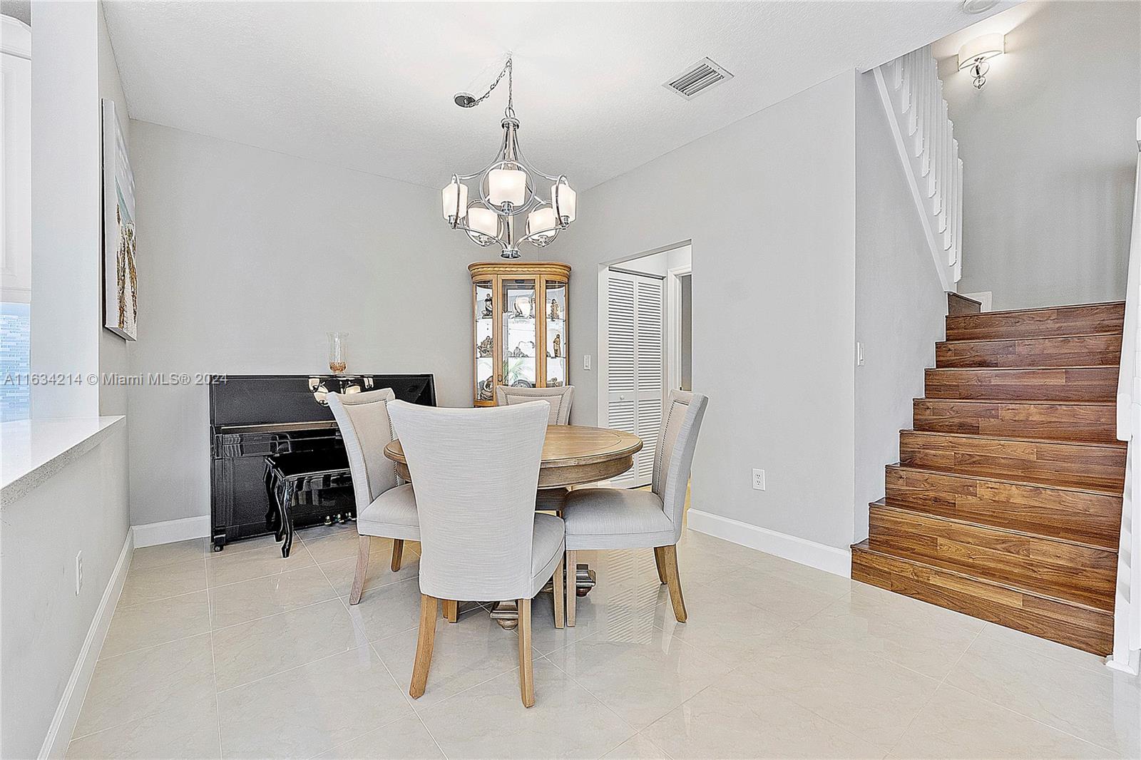 1135 Cherrypalm Ln # 1135