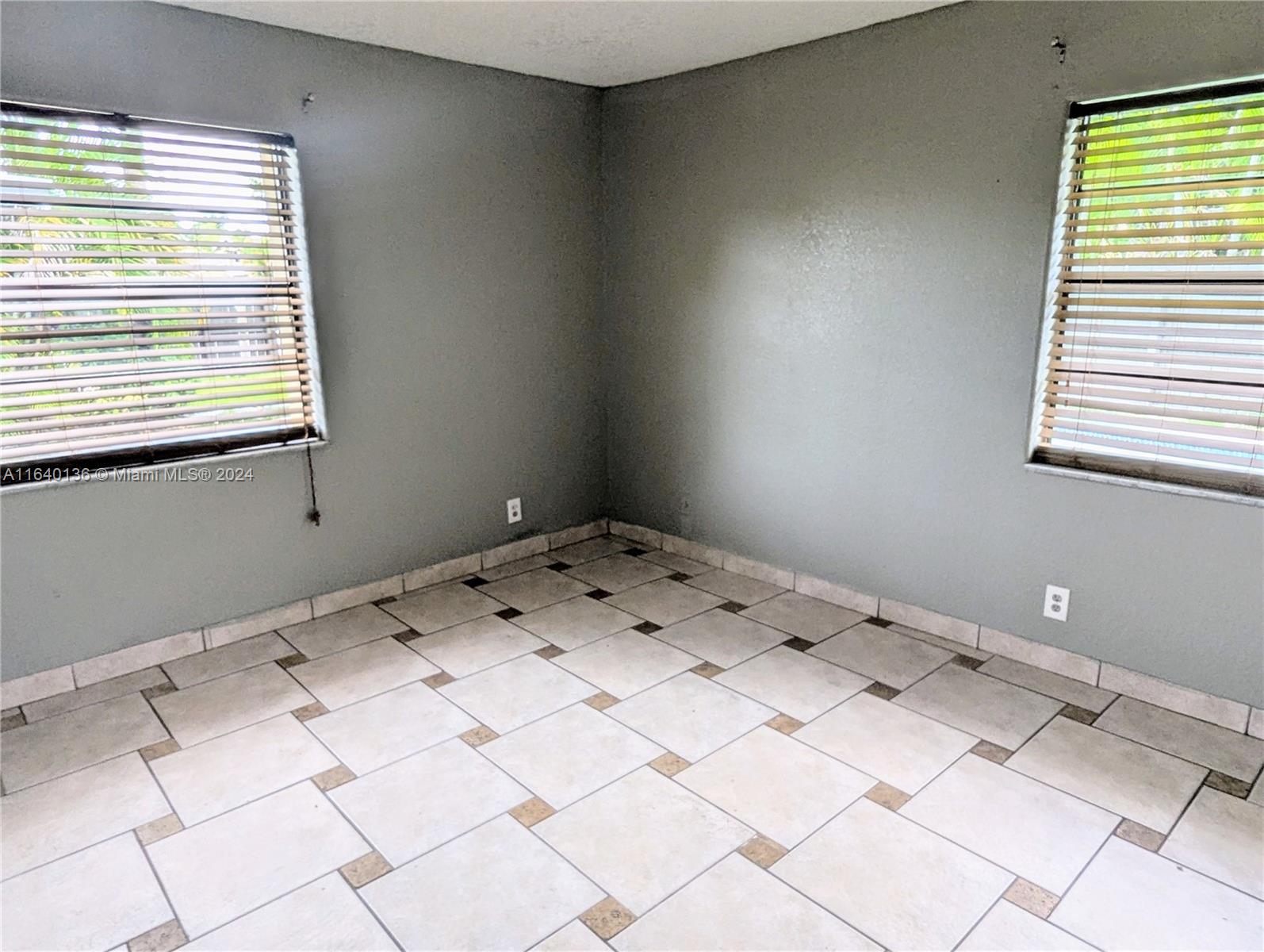 5721 NW 54th Ln # 5721