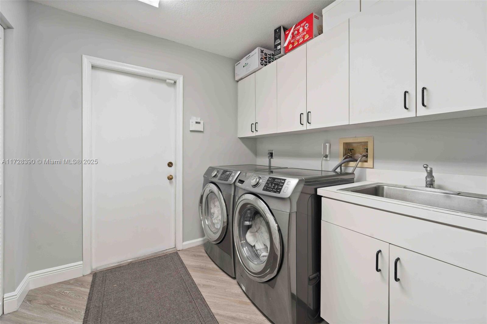 10419 Stonebridge Blvd