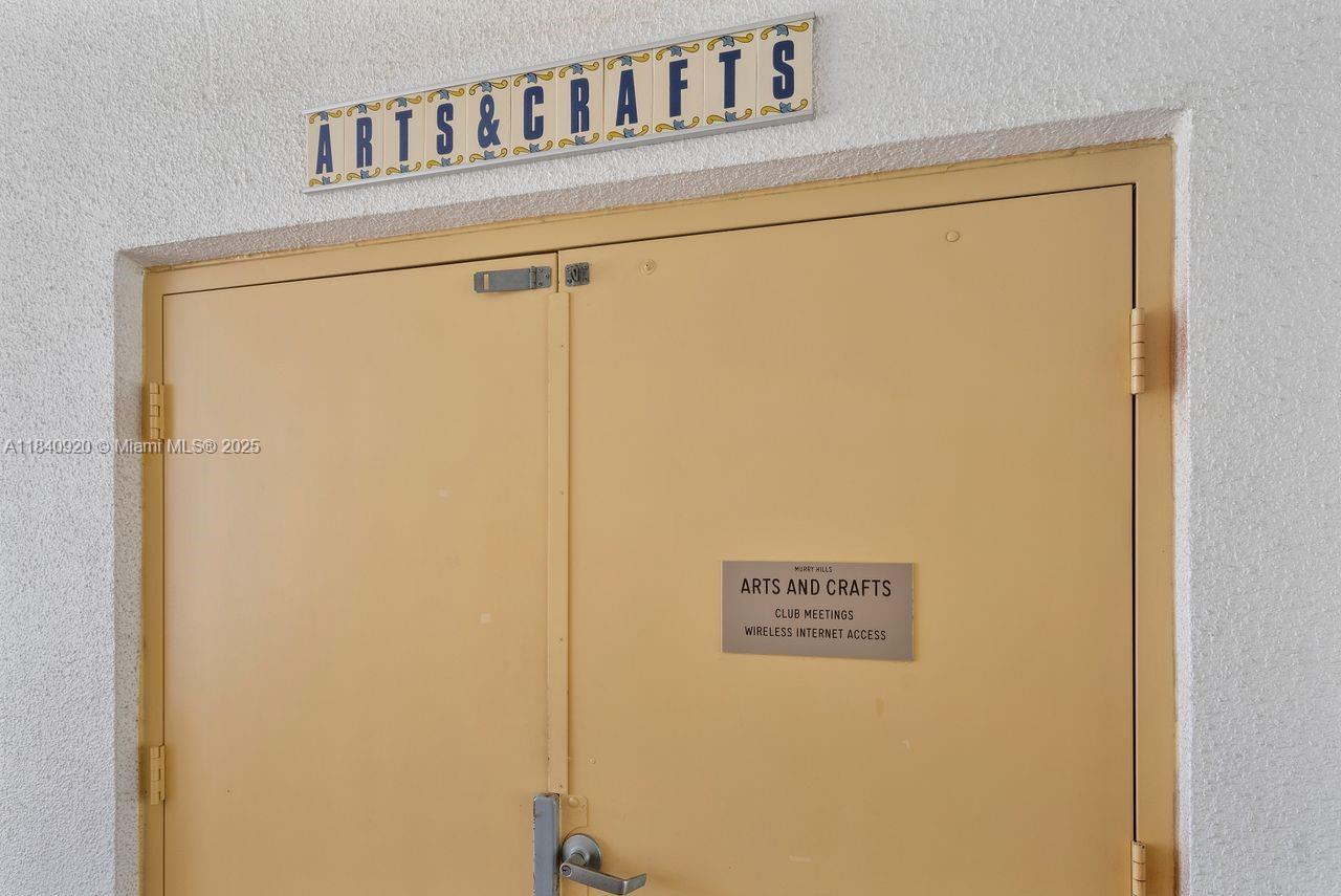 3360 Lake Osborne Dr # 104